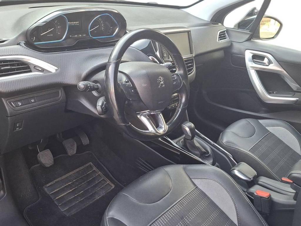 Peugeot 2008 1.2 PureTech Allure