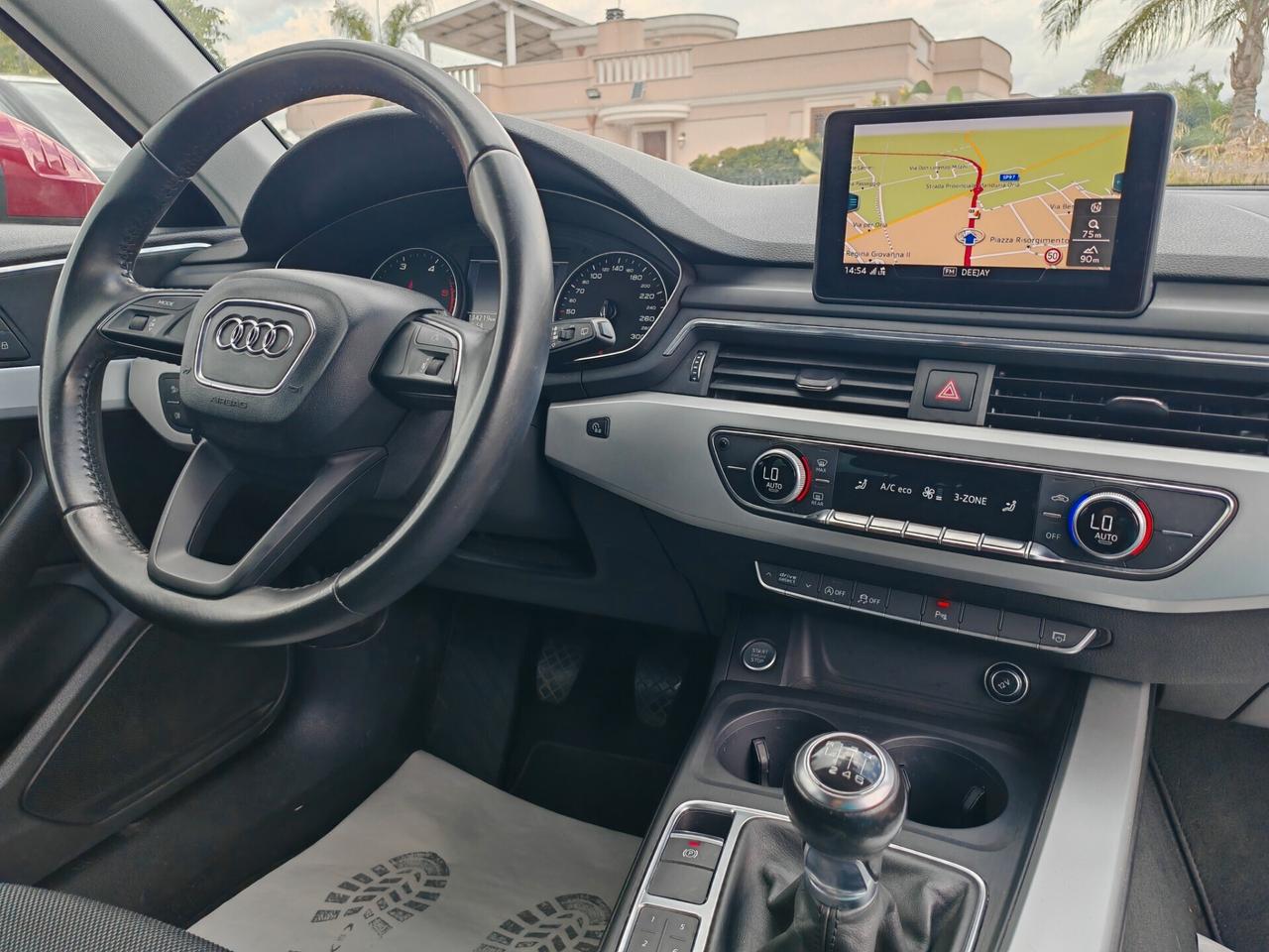 Audi A4 Avant 2.0 TDI 150CV Navig led 2018