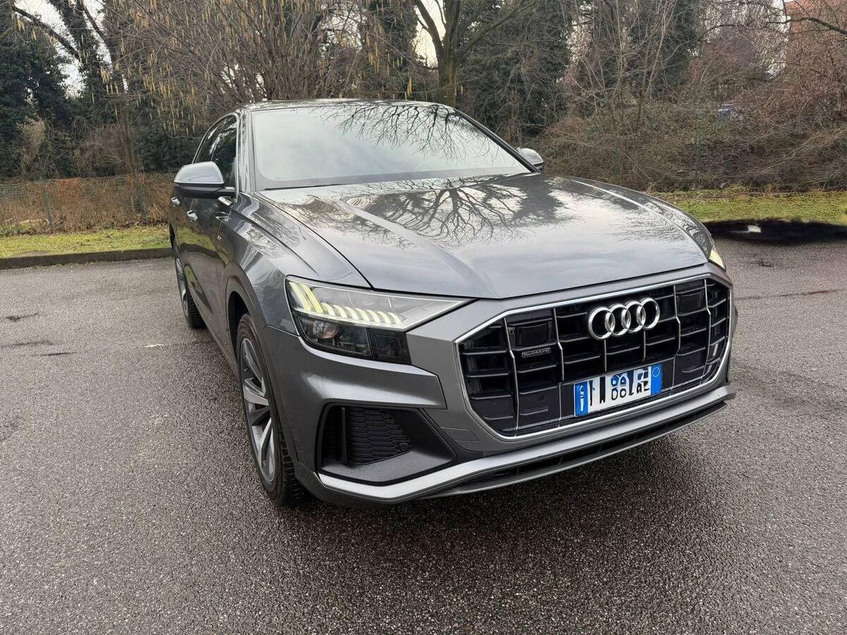 Audi Q8 50 3.0 tdi mhev quattro tiptronic