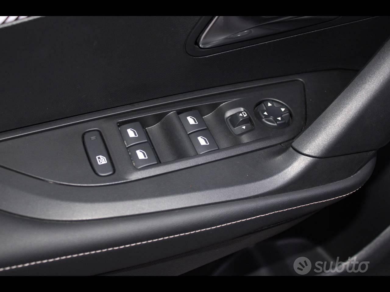 PEUGEOT 2008 2 serie - 2008 PureTech 130 S&S EAT8