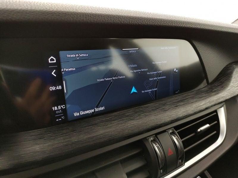 Alfa Romeo Stelvio 2.2 t Business Q4 190cv auto