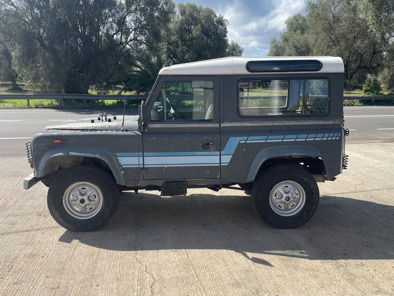 Land Rover Defender 90 diesel Hard-top