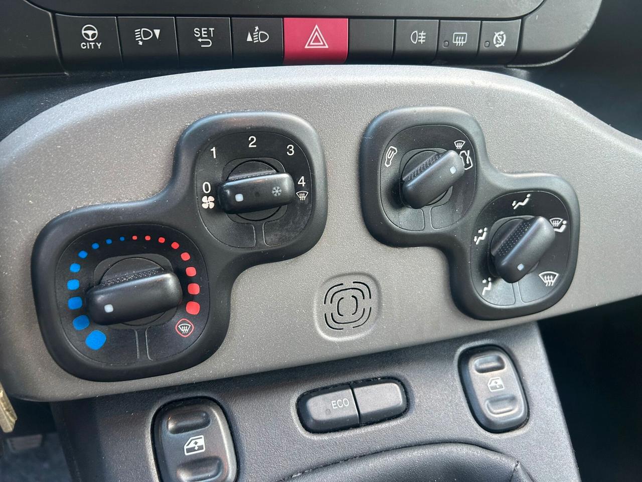 Fiat Panda 0.9 Easy GPL offerta del mese
