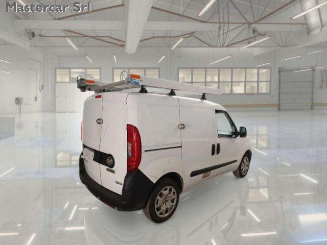 FIAT Doblo 1.4 T-JET 120cv MAXI NATURAL POWER SX E6 - FV839NL