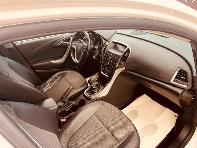 Opel Astra SW SPORTS TOURER 1.7 CDTI COSMO 110 CV 6M