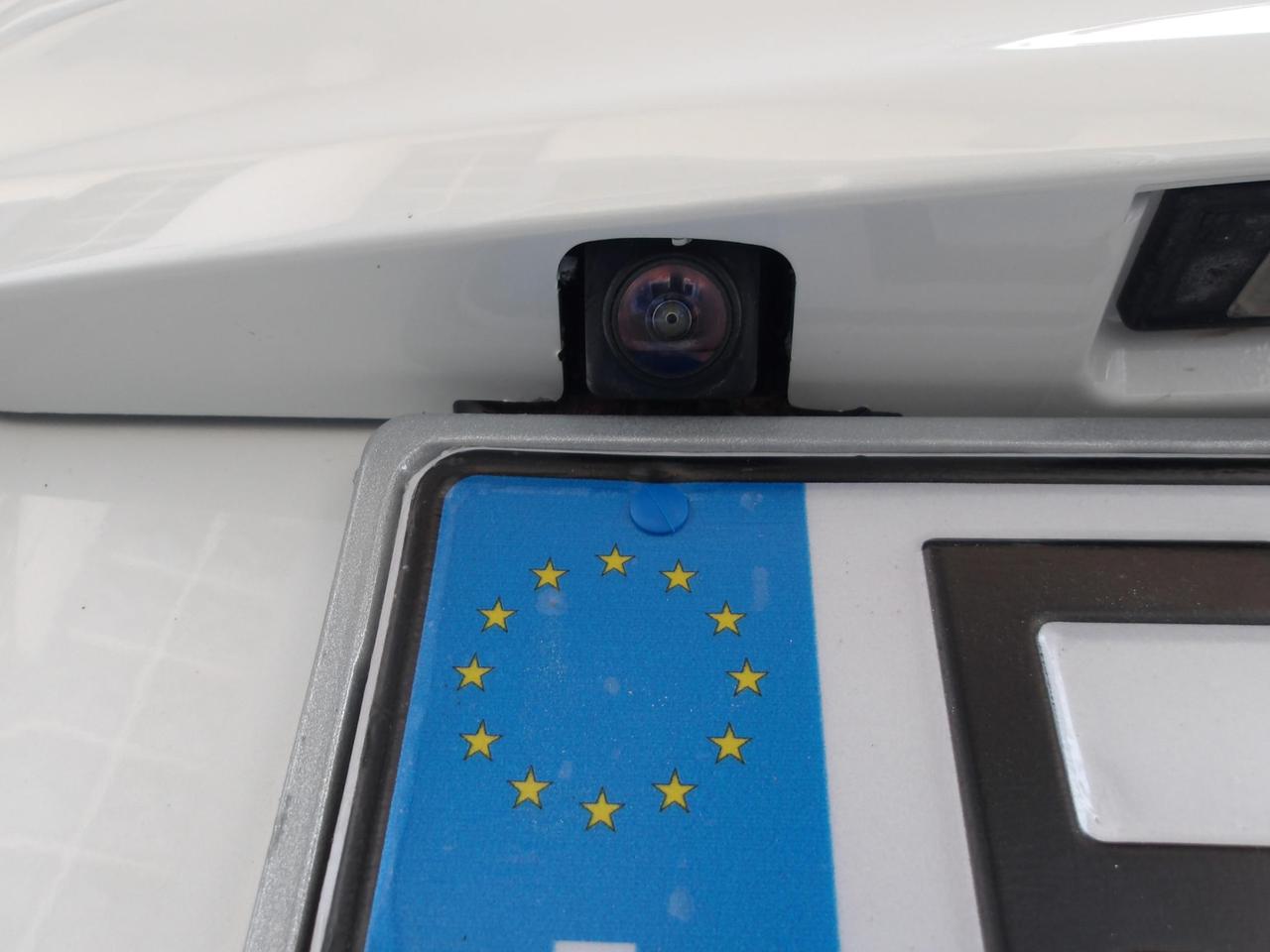 Nissan Qashqai 1.5 dci Tekna Dpf FL *TETTO PANORAMICO * GANCIO DI TRAINO *