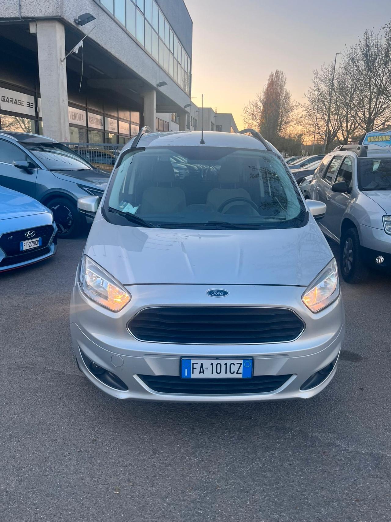 Ford Tourneo Courier 1.0 EcoBoost 100 CV Titanium
