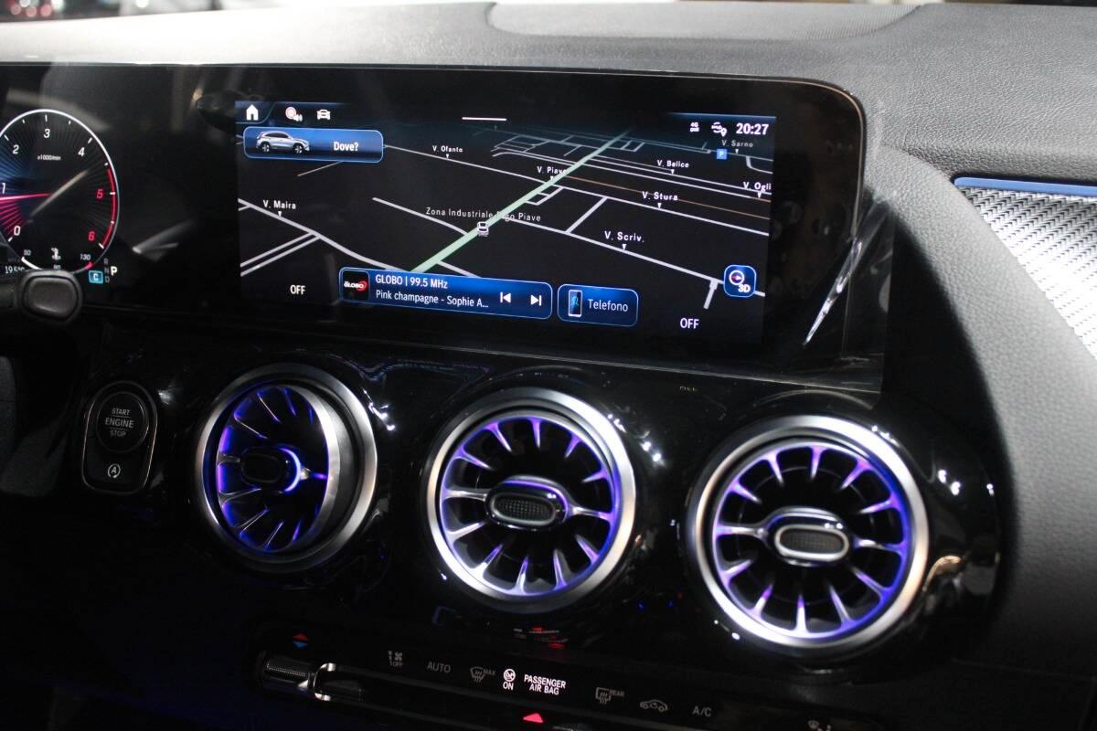Mercedes Classe GLA 200 d AMG Line Premium auto Con TELECAMERA