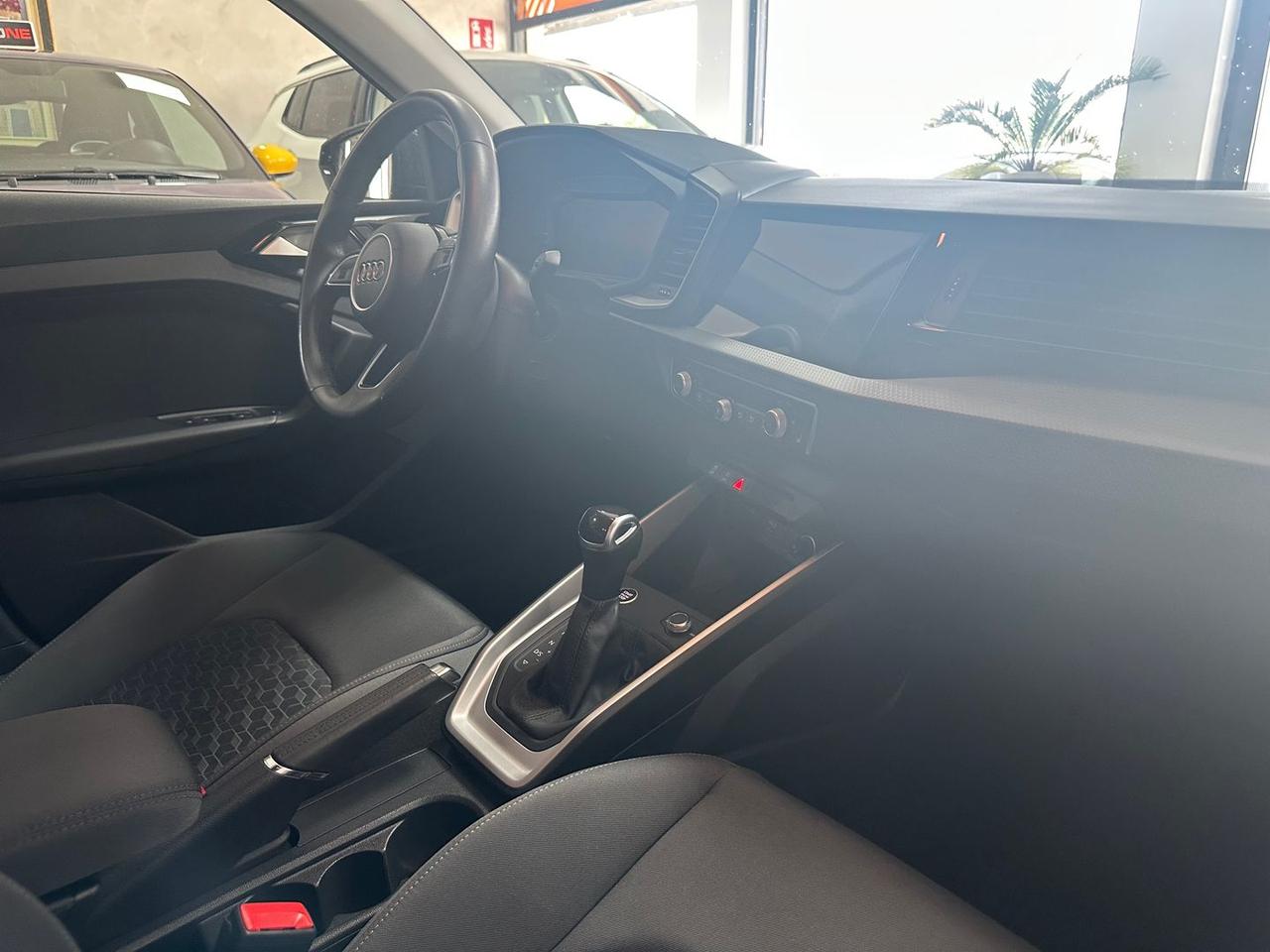 Audi A1 Admired Advanced 1.0 25 TFSI  #5872