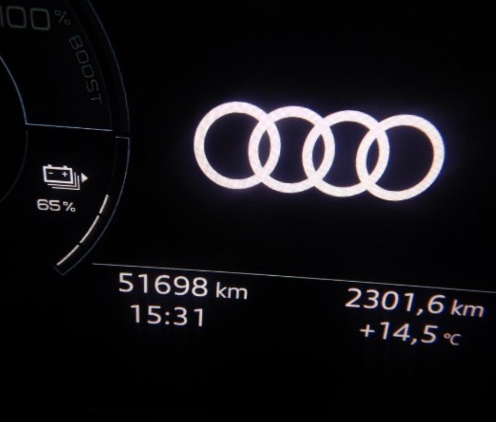 Audi Q4 50 e-tron quattro S line edition