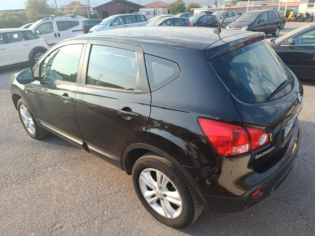 Nissan Qashqai 2.0 dCi DPF 4WD Tekna