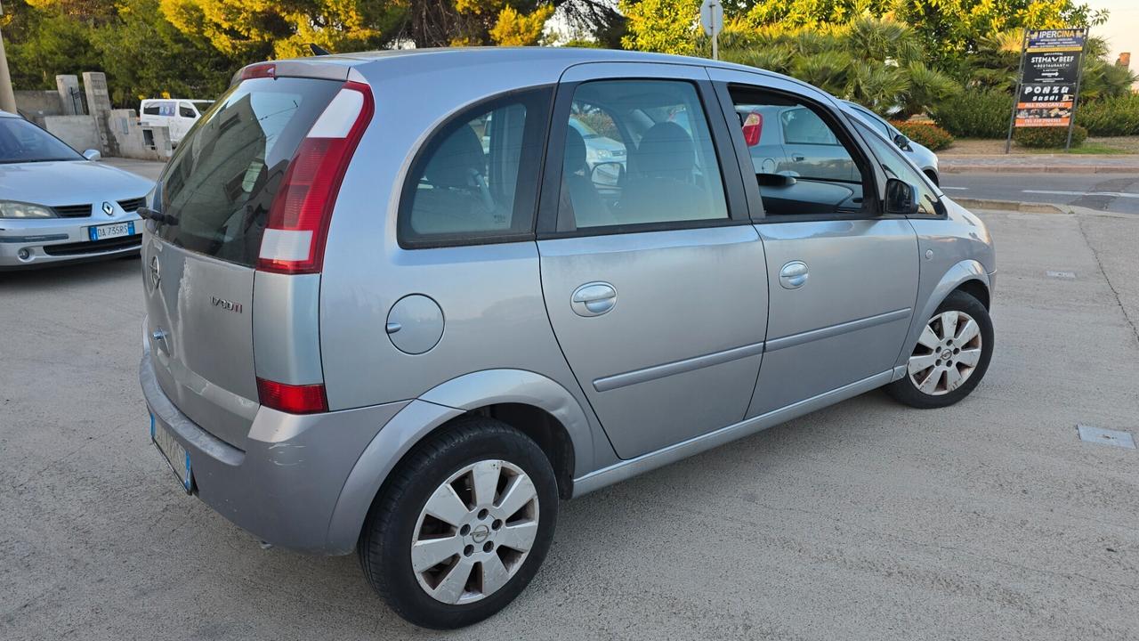 Opel Meriva 1.7 CDTI 101CV Cosmo