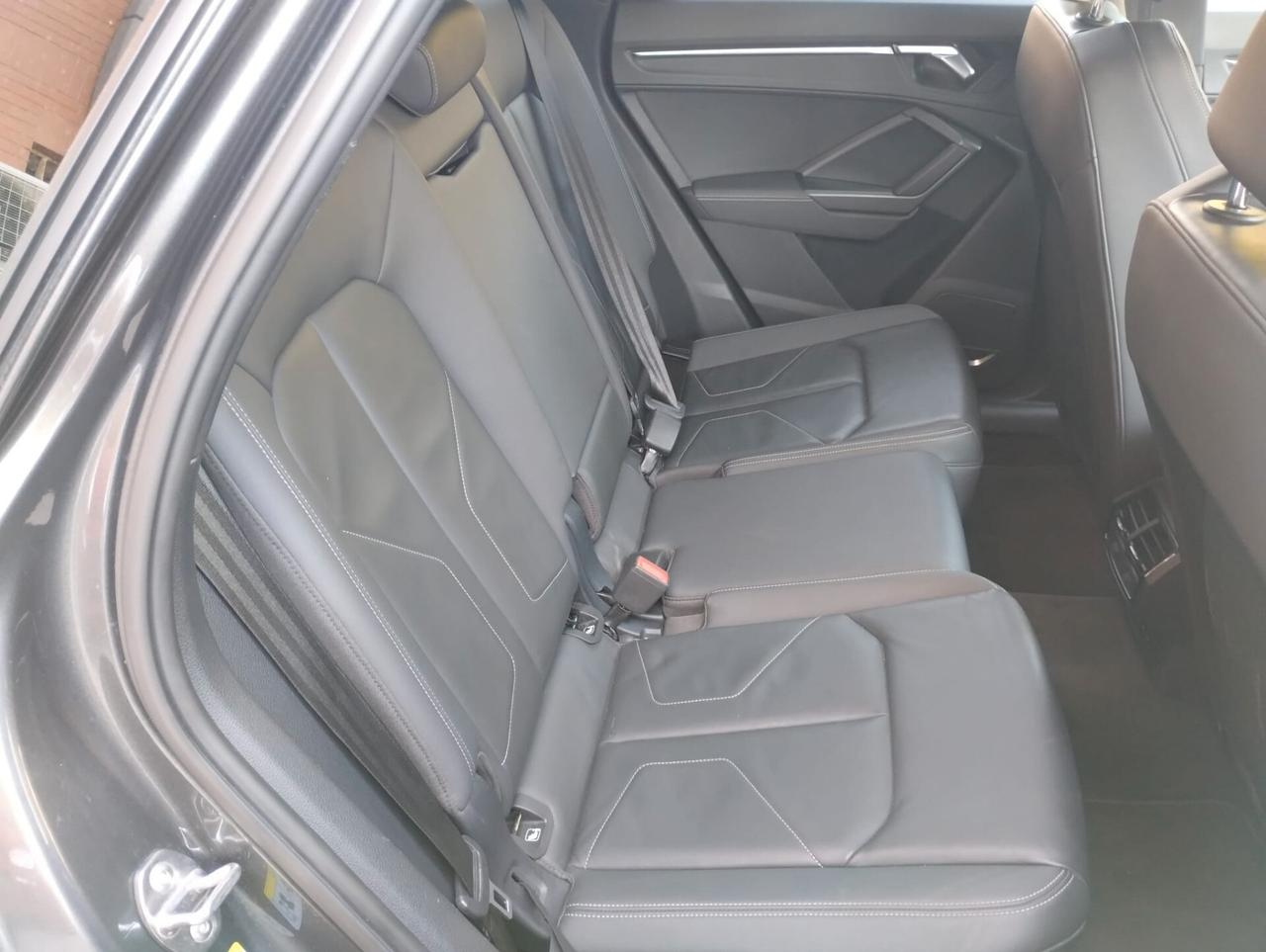 Audi Q3 SPB 35 TFSI S tronic line edition