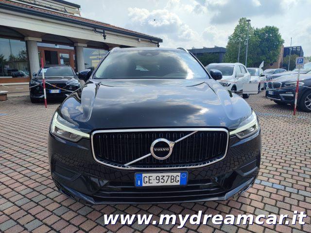 VOLVO XC60 B4 (d) AWD Geartronic Momentum
