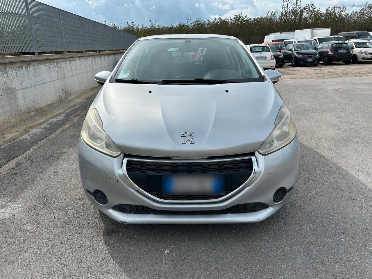 Peugeot 208 1.2 VTi 82CV - 2013 Motore Rotto