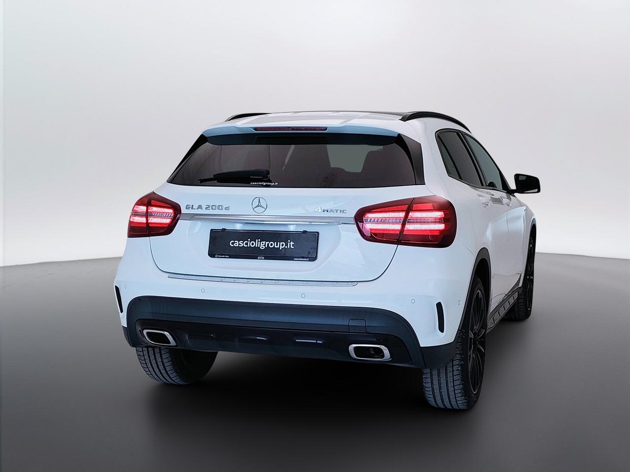 Mercedes-Benz GLA-X156 2017 - GLA 200 d Night Edition 4matic auto