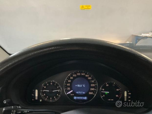 MERCEDES-BENZ CLK 270 CDI Avantgarde Autom. full