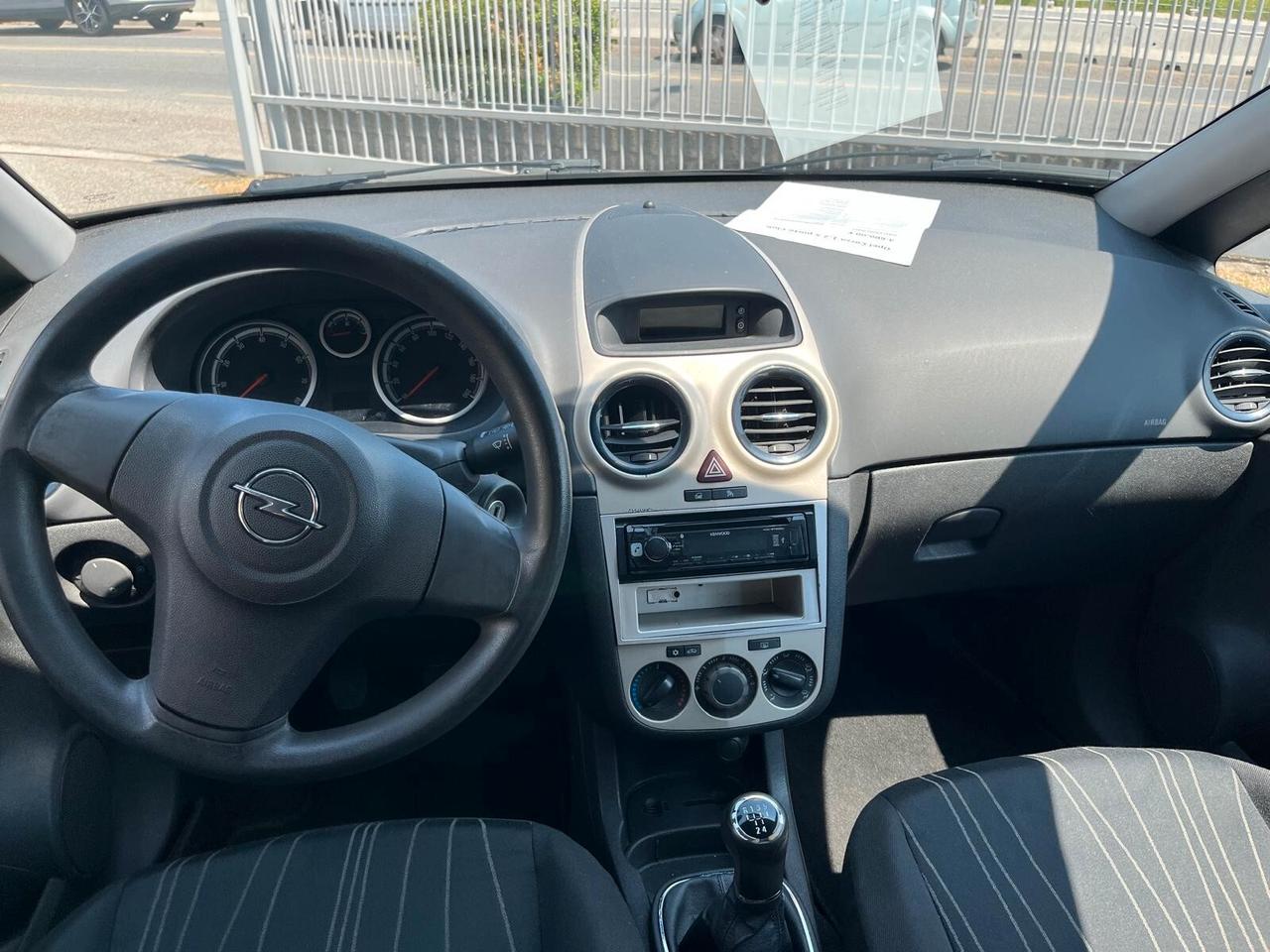 Opel Corsa 1.2 5 porte Club OK NEOPATENTATI