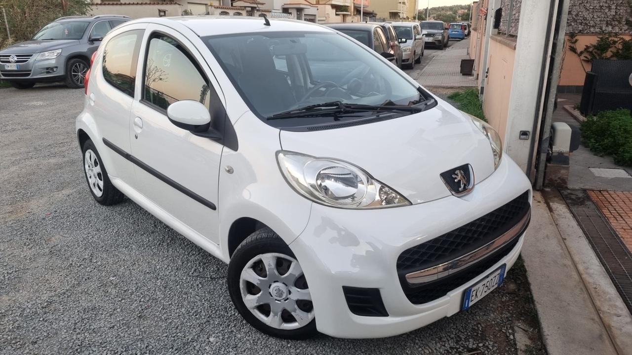 Peugeot 107 1.0 68CV 5p. Active 2Tronic