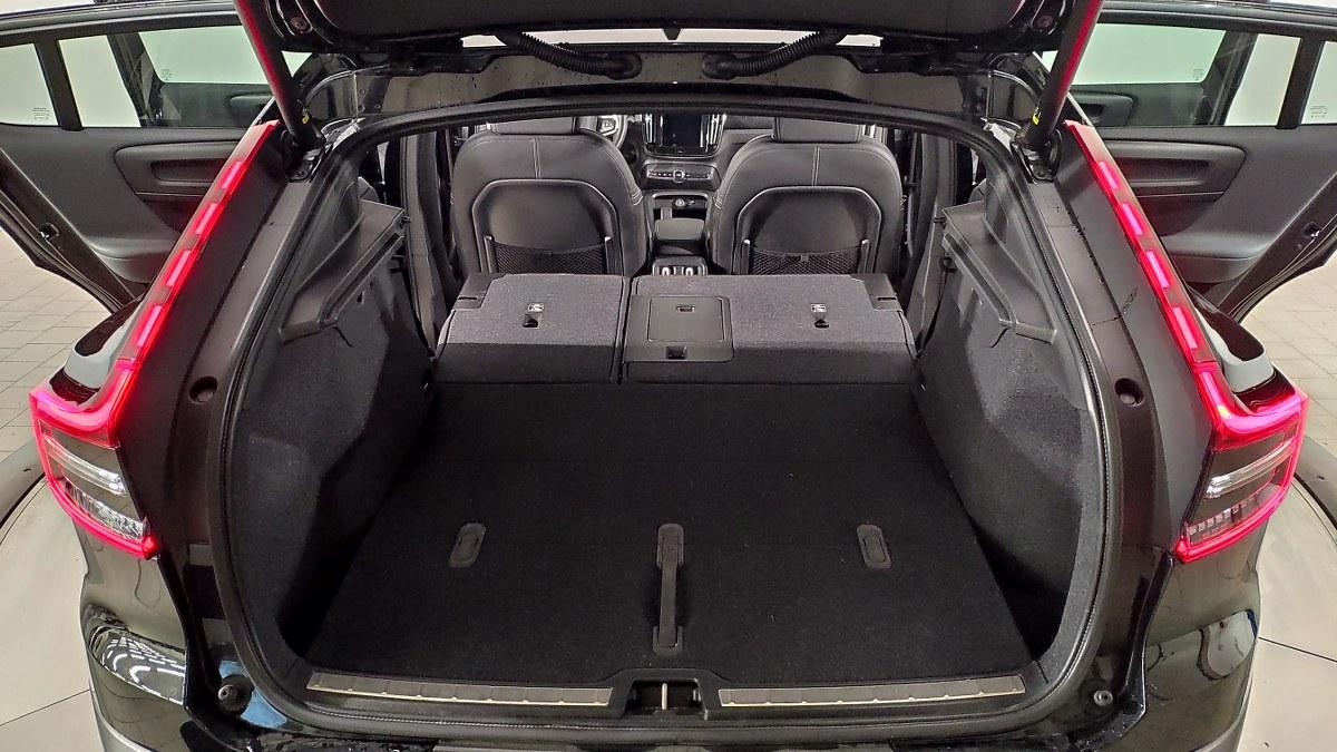 VOLVO C40 Recharge Twin Motor Awd Ultimate