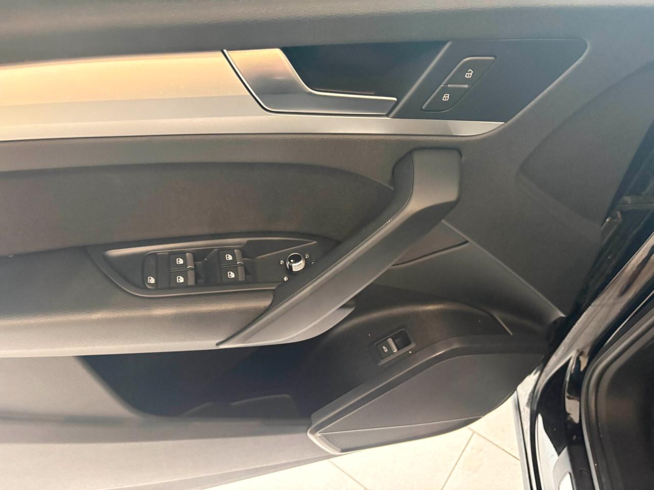 Audi Q5 SPB 40 TDI quattro S tronic line Sport Cerchi da 21" finanziabile