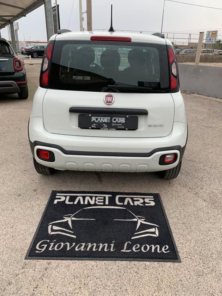 Fiat Panda 1.0 Hybrid City Cross full