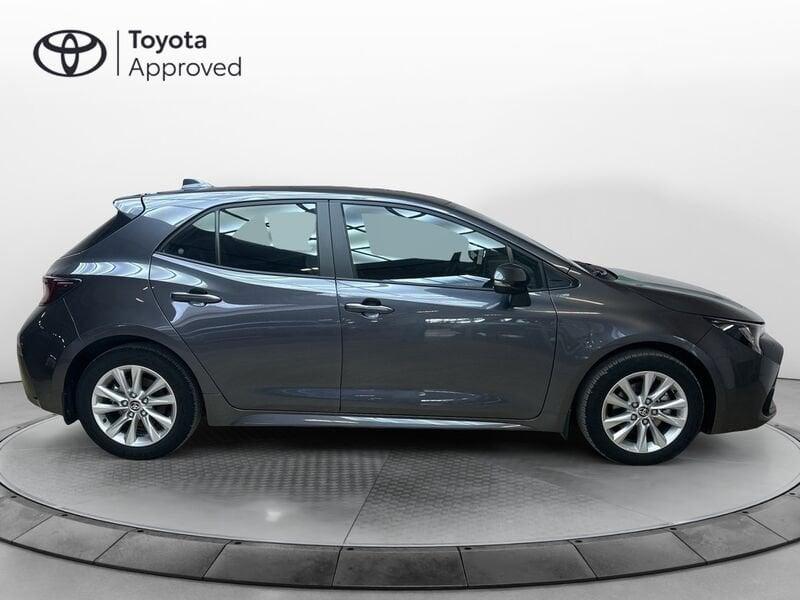Toyota C-HR 1.8h Active E-CVT