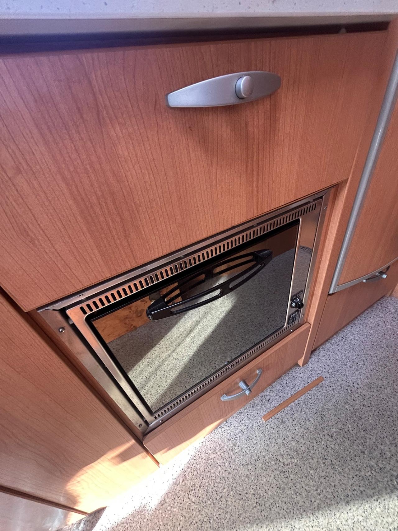 054 motorhome KNAUSS sunliner del 2006 in saldo