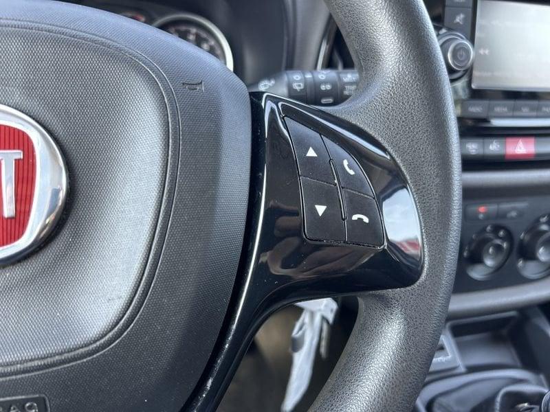 FIAT Doblò 1.4 95cv Lounge NAVI + 5 POSTI VETTURA