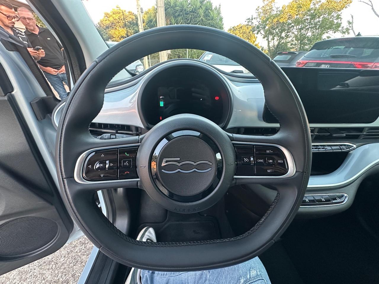 Fiat 500 500e Berlina 42 kWh La Prima