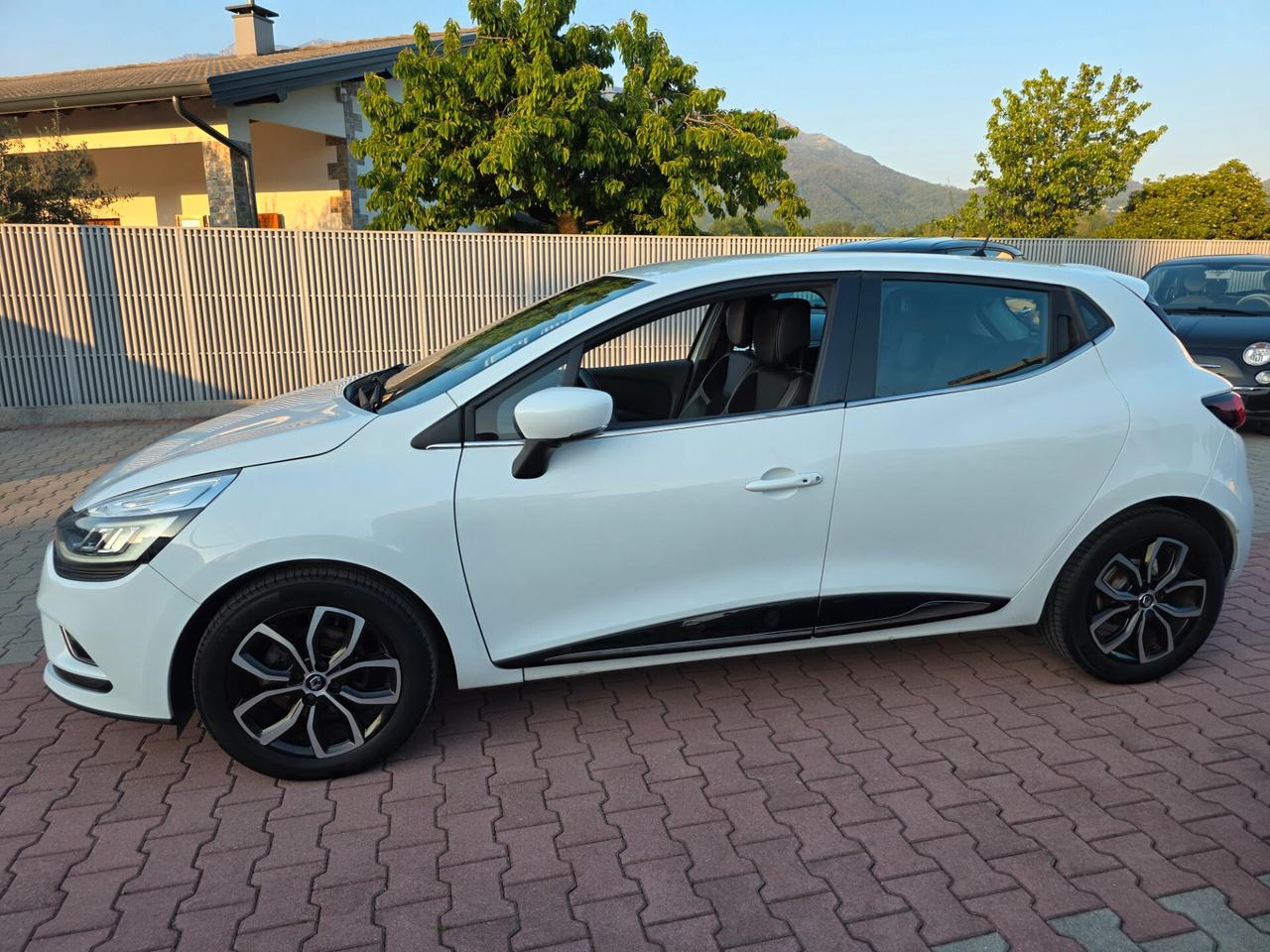 Renault Clio Sport perfetta e garantita 12 mesi