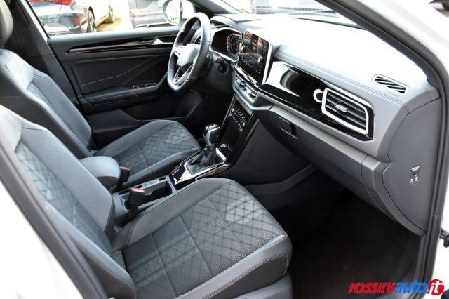 VOLKSWAGEN T-Roc 1.5 TSI 150 CV DSG R-LINE + TECH PACK + I.Q LED +