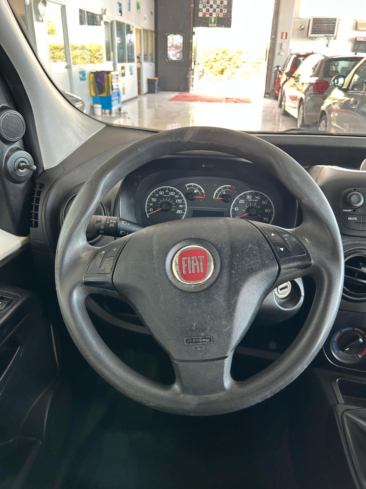 Fiat Qubo 1.3 MJT 95 CV Trekking