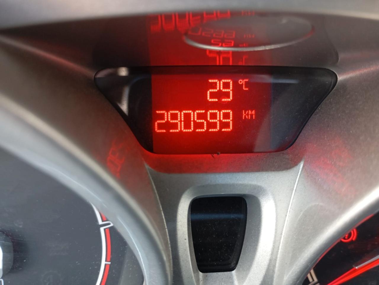 Ford Fiesta 1.6 5p. Titanium- 2012