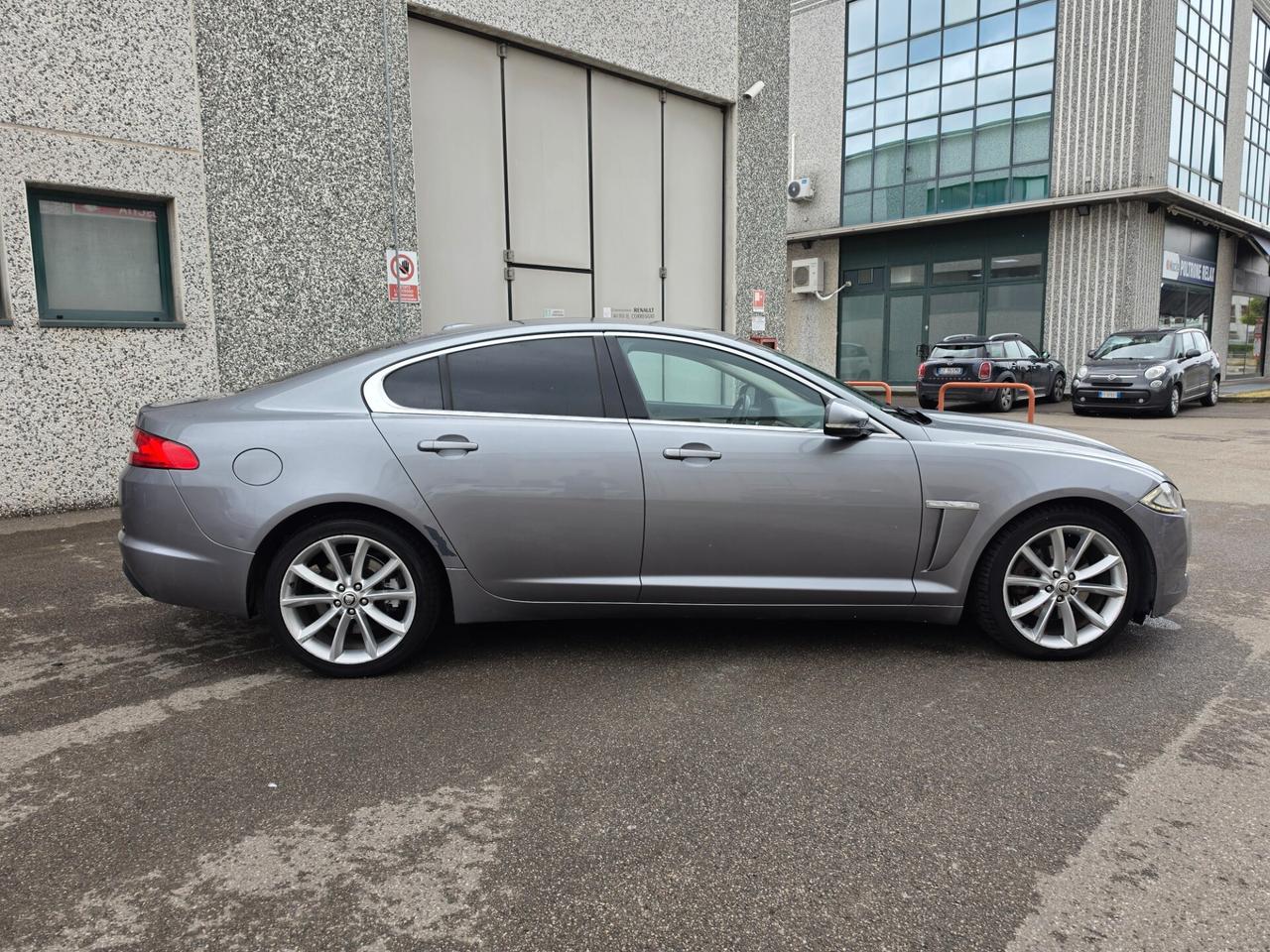 Jaguar XF 2.2 Automatica FULL OPTIONAL