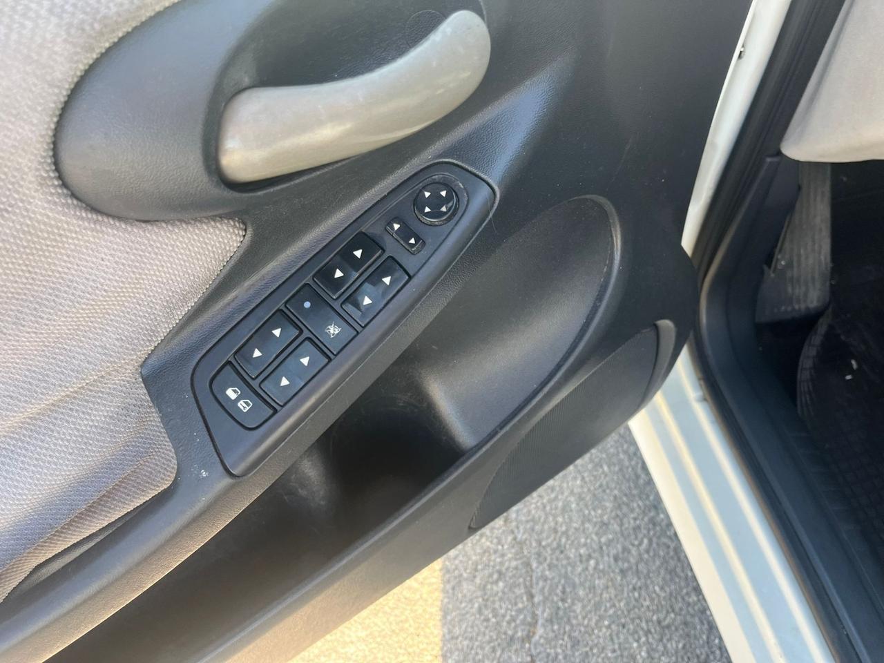 Fiat Stilo 1.9 JTD Multi Wagon Dynamic Unipro 2004