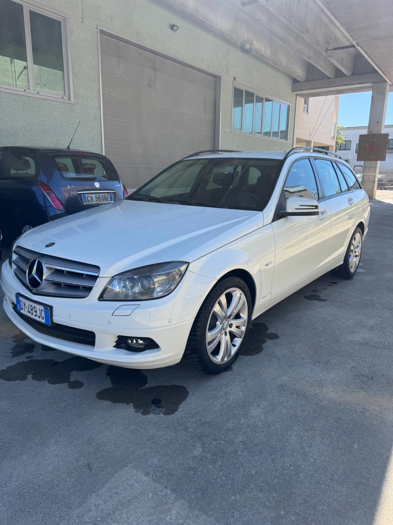 Mercedes-benz C 220 CDI S.W. BlueEFFICIENCY Executive
