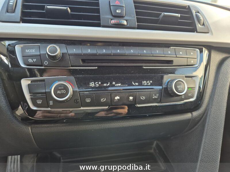 BMW Serie 3 F31 2015 Touring Diese 318d Touring Business Advantage auto
