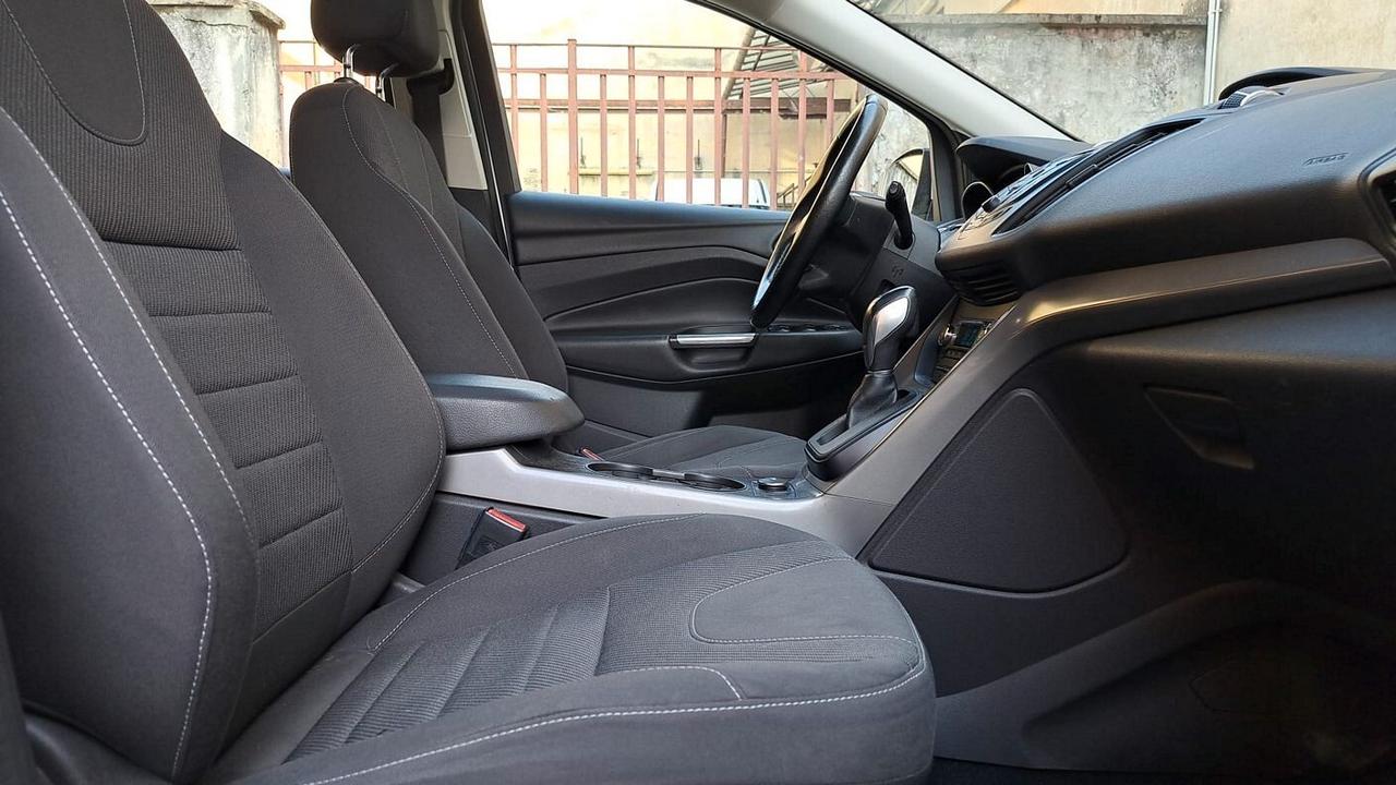 Ford Kuga 2.0 TDCI POWERSHIFT BUSINESS 4WD *TETTO APRIBILE*