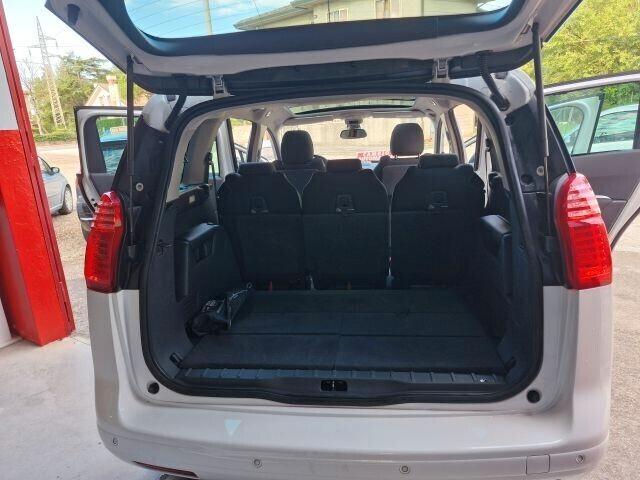 Peugeot 5008 HDI 7 POSTI CAMBIO AUTOMATICO