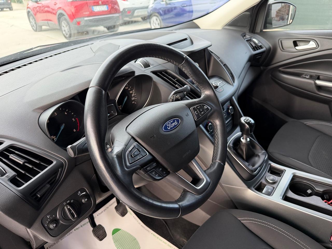 Ford Kuga 1.5 TDCI 120 CV S&S 2WD ST-Line