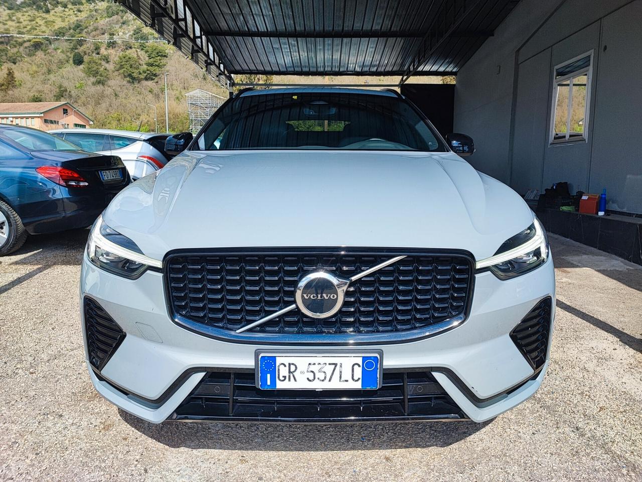 Volvo XC 60 XC60 B4 (d) AWD automatico Ultimate Dark