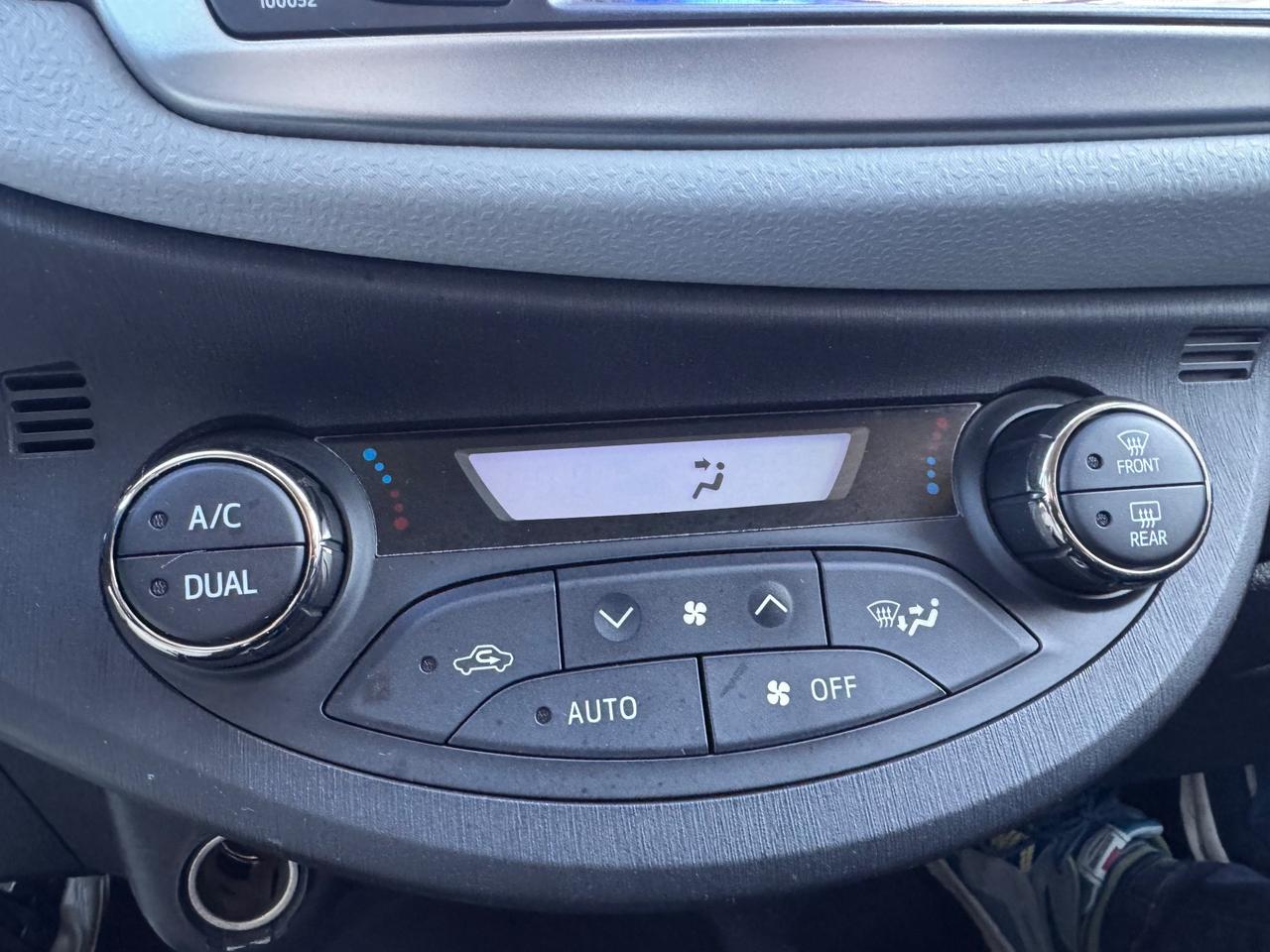 Toyota Yaris 1.5 Hybrid 5 porte Active