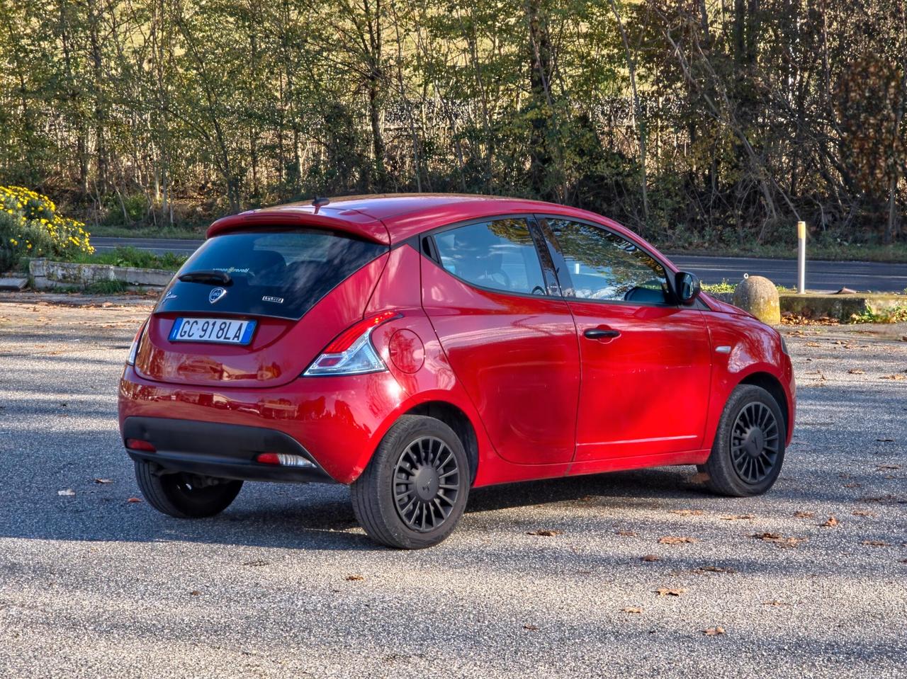 Lancia Ypsilon 1.0 FireFly 5 porte S&S Hybrid Ecochic Gold 2020-E6 Manuale NEO