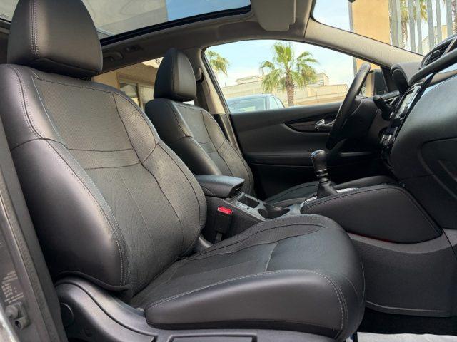 NISSAN Qashqai 1.6dCi Tekna *TETTO*PELLE*NAVI*