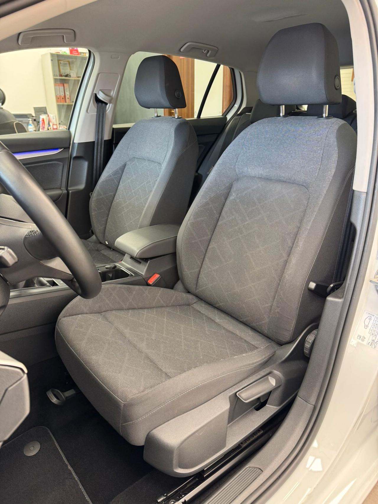 Volkswagen Golf 2.0 TDI 115 CV SCR Life-2022