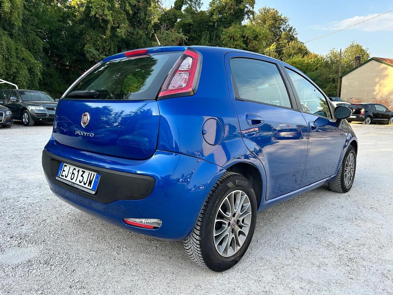FIAT PUNTE EVO 1.4 77CV TOP PIRELLI NUOVE OK NEOP