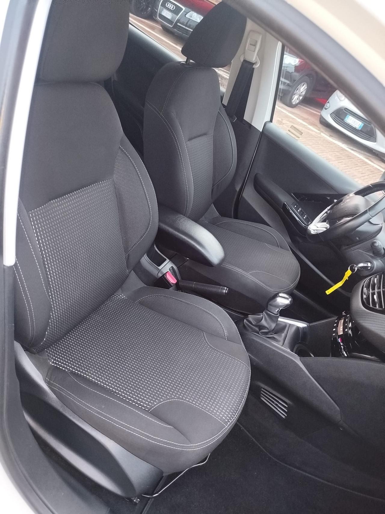 Peugeot 208 BlueHDi 75 5 porte Allure