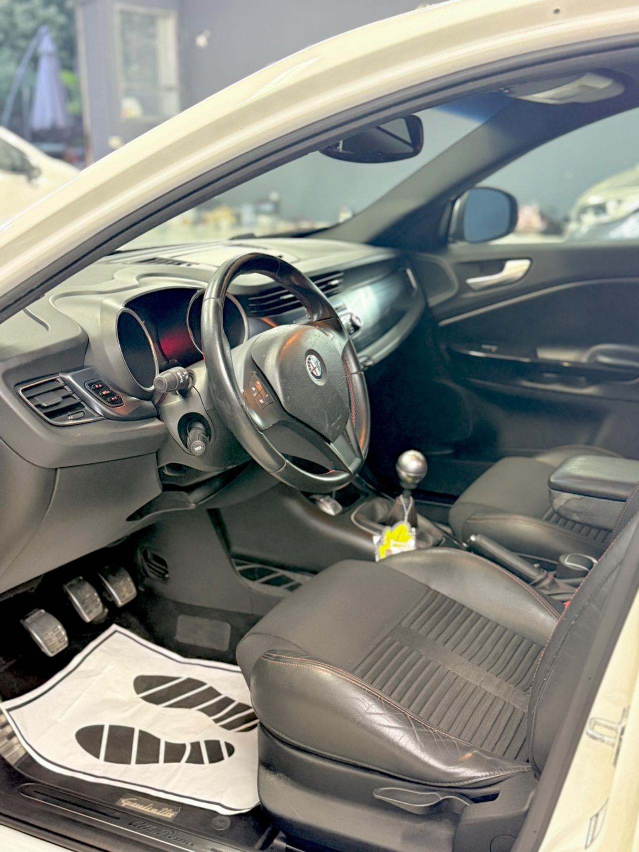 Alfa Romeo Giulietta 1.4 Turbo MultiAir Distinctive 170CV