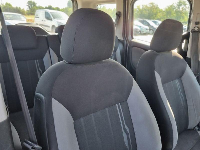 FIAT Doblò 1.6 MJT 95CV LOUNGE
